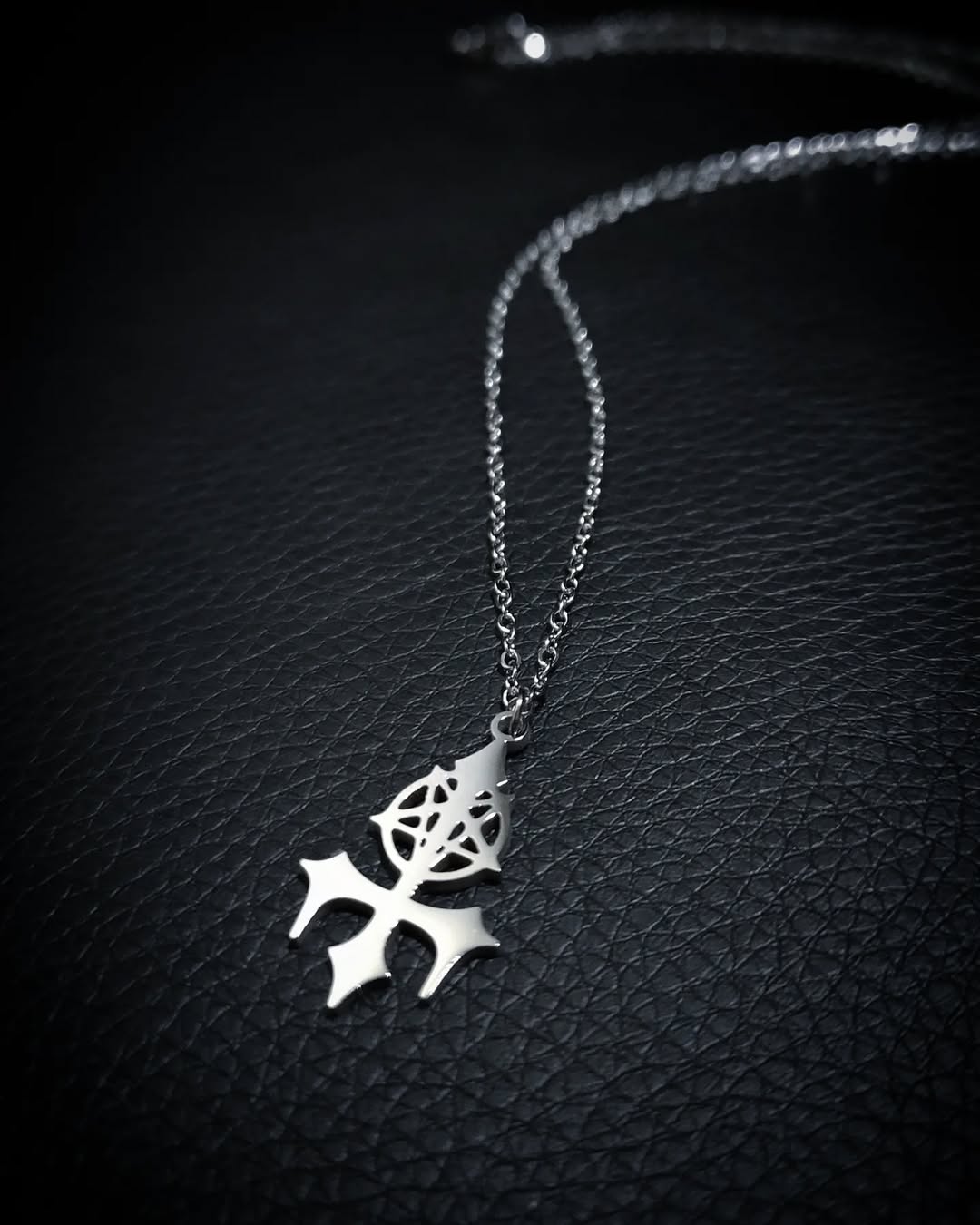 Кулон Alt. Cross