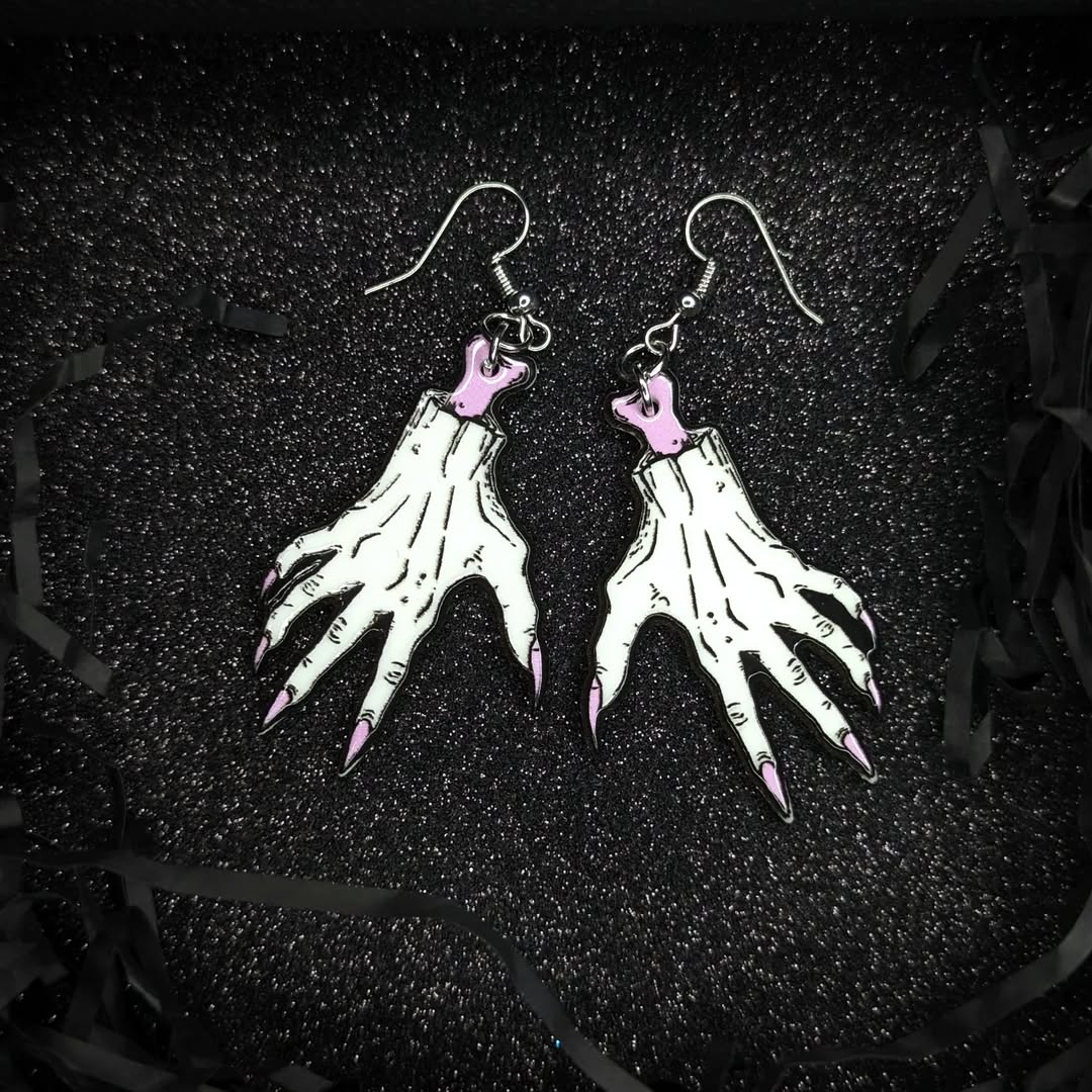 Сережки Hands