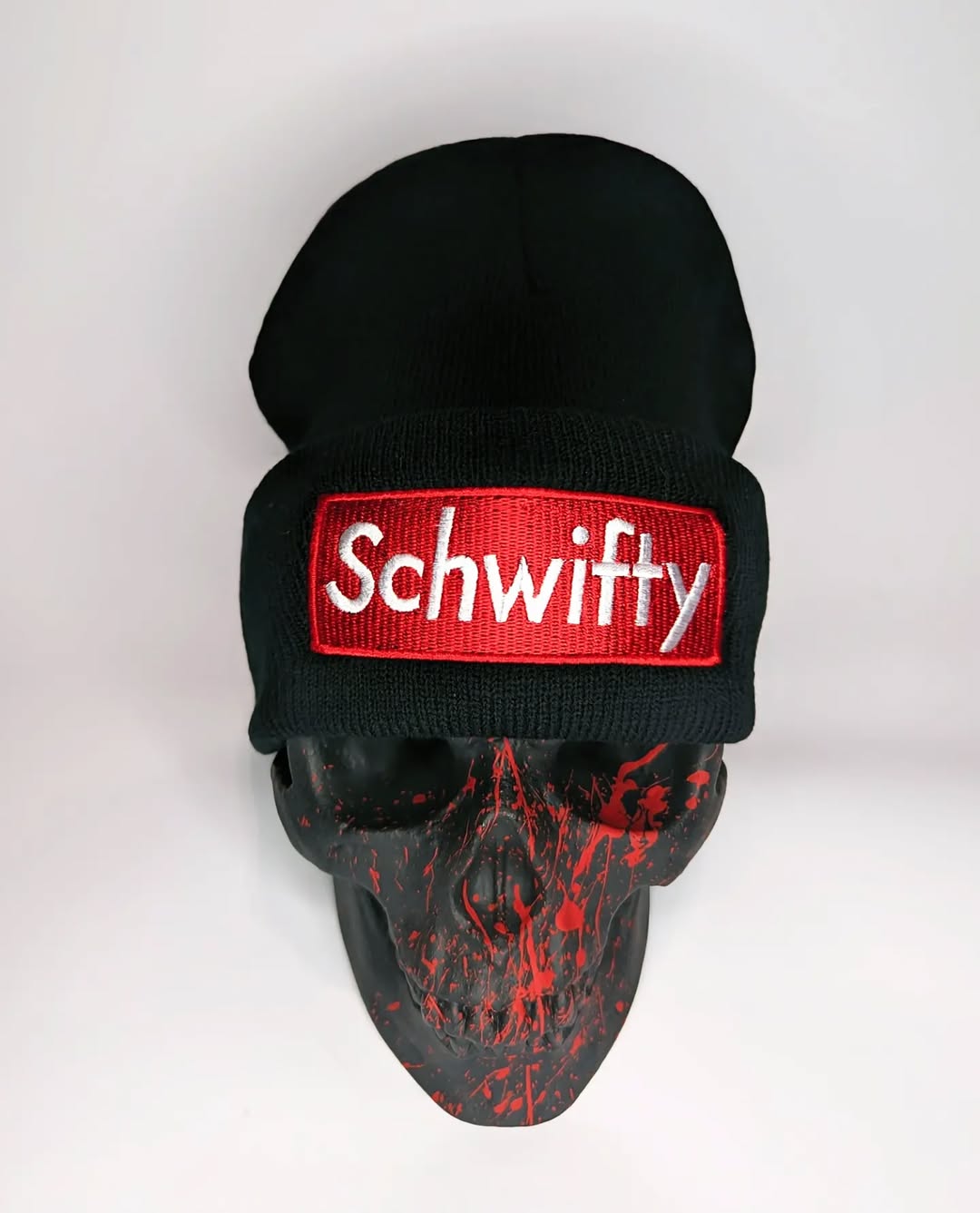 Шапка Schwifty