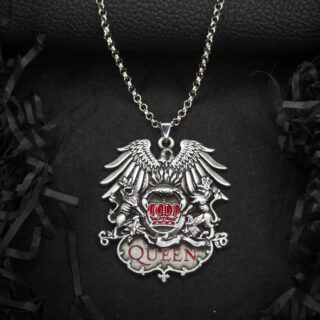 Кулон Queen